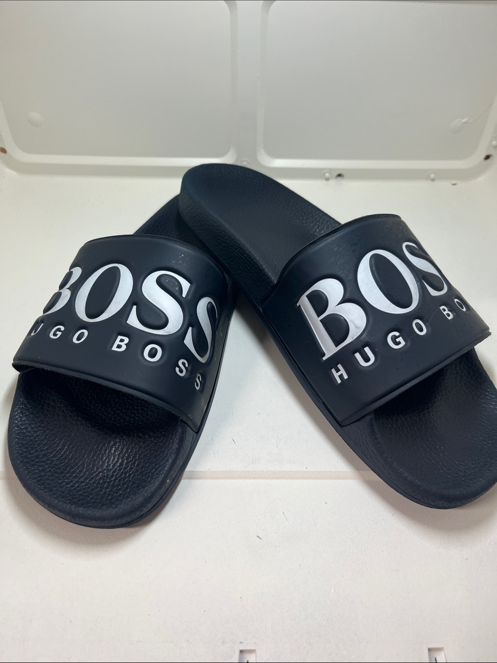 Men’s Hugo Boss Black Slide Sandals with White Logo size 11 beach pool casual